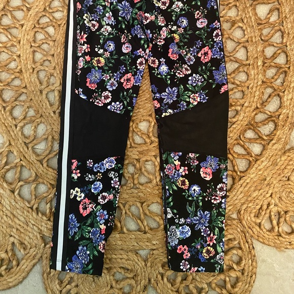 Calvin Klein leggings - Picture 3 of 3